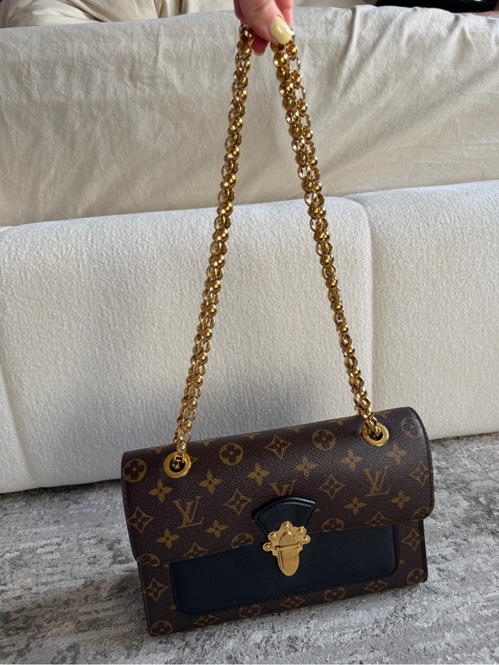 Louis Vuitton Handbags - Louis Vuitton Monogram Victoire Shoulder Chain Bag